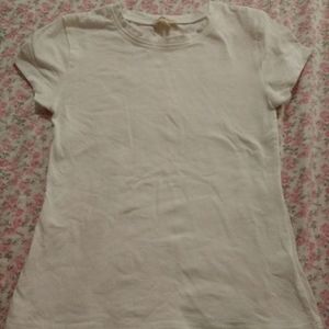 Girl's plain white tee